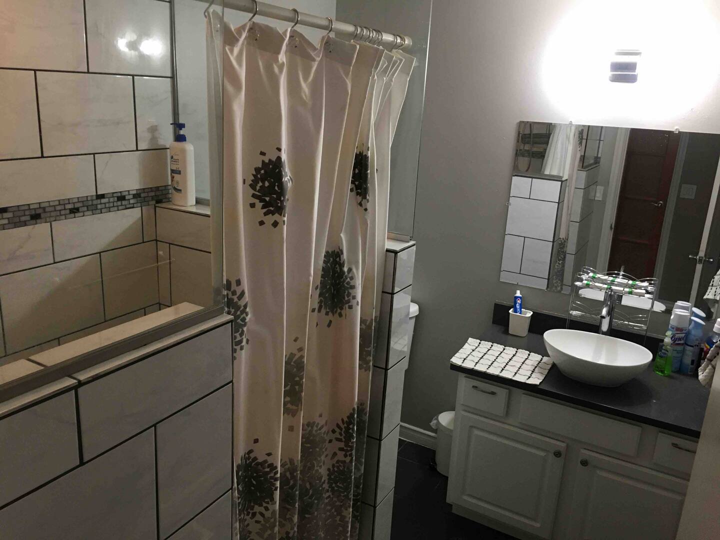 Kennydale Room 4 (with AC) — photo 5